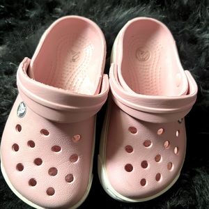 TODDLER CLASSIC CLOG CROCS size 7 light pink